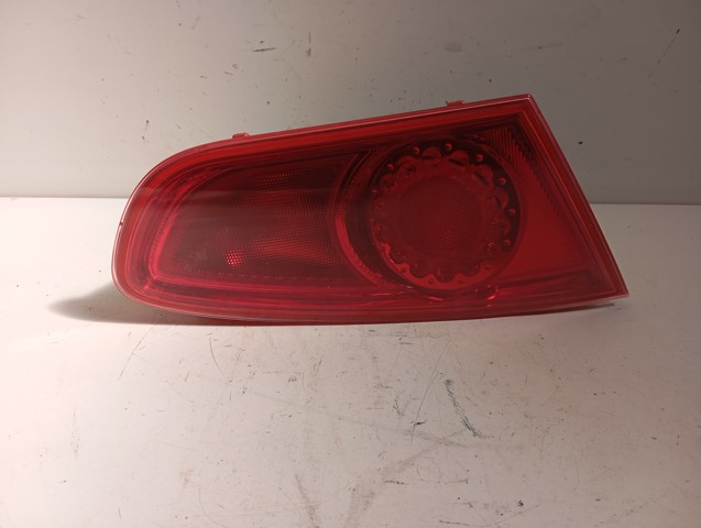 89320301 VAG Piloto trasero interior derecho  en stock Gandía