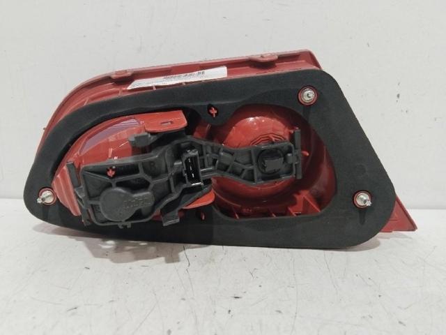 89320301 Piloto trasero interior derecho  comprar en Pontevedra