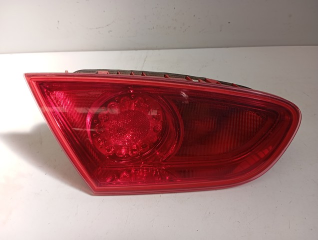89320301 VAG Piloto trasero interior derecho  en stock Huelva