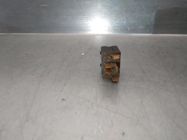 893959855 Botón de encendido del motor del elevalunas delantero izquierdo  comprar en Reus