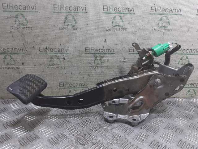 8951047010 Sensor de posición del pedal de embrague  disponible Utrera