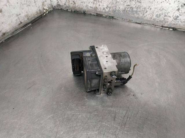 Módulo hidráulico ABS Toyota Avensis 2 T25