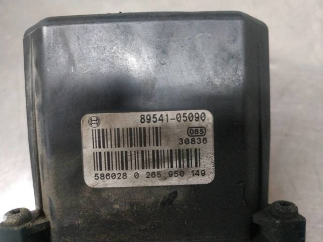 Módulo hidráulico ABS Toyota Avensis 2 T25