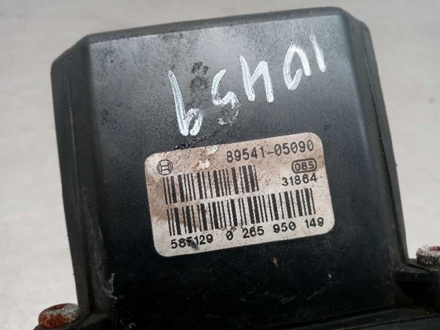 Módulo hidráulico ABS Toyota Avensis 2 T25