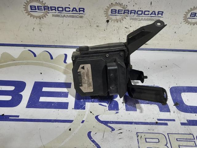 Módulo hidráulico ABS Toyota Avensis 2 T25