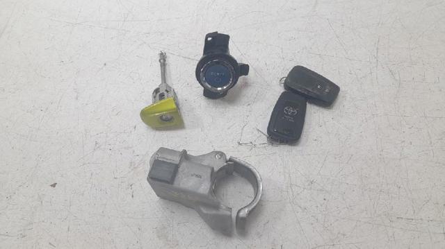 8961102112 TOYOTA Botón de arranque del motor  comprar en Lleida