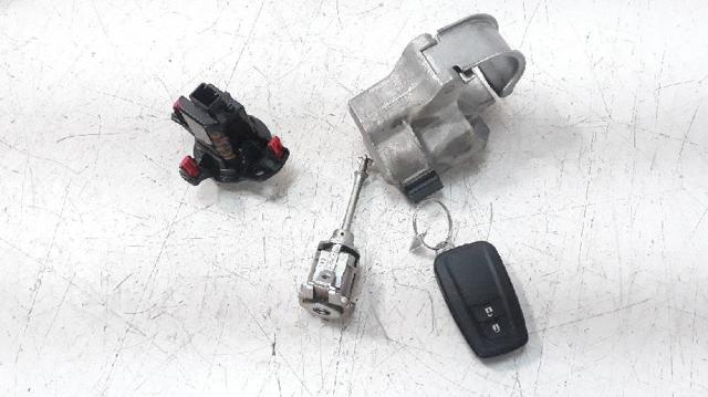 8961102112 TOYOTA Botón de arranque del motor  en stock Huelva