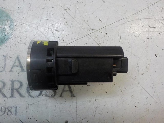 8961102112 Botón de arranque del motor  disponible Burgos