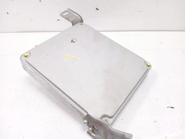 8966105690 TOYOTA Unidad de control del motor (ECU)  disponible Vigo