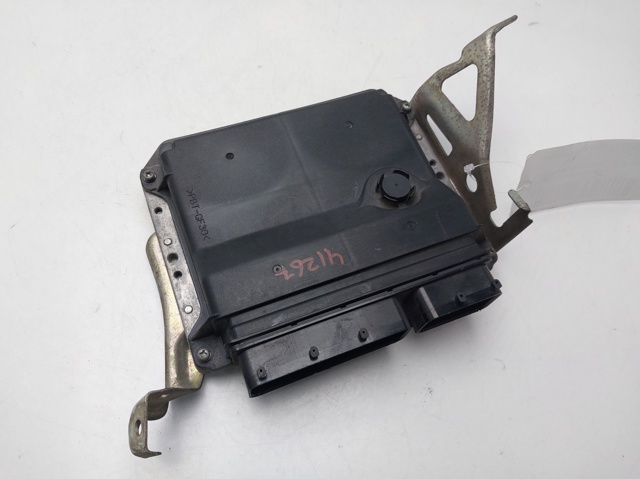 Módulo de control del motor Toyota Avensis  (T27)