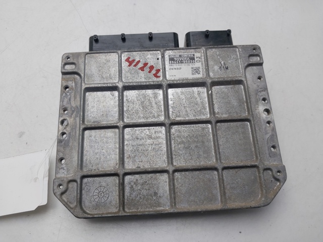 Módulo de control del motor para Toyota Avensis  (T27)