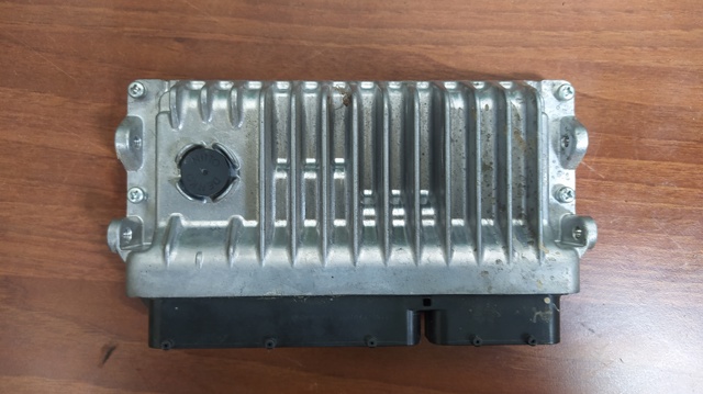 896610DT20 TOYOTA Unidad de control del motor (ECU)  comprar en Lleida