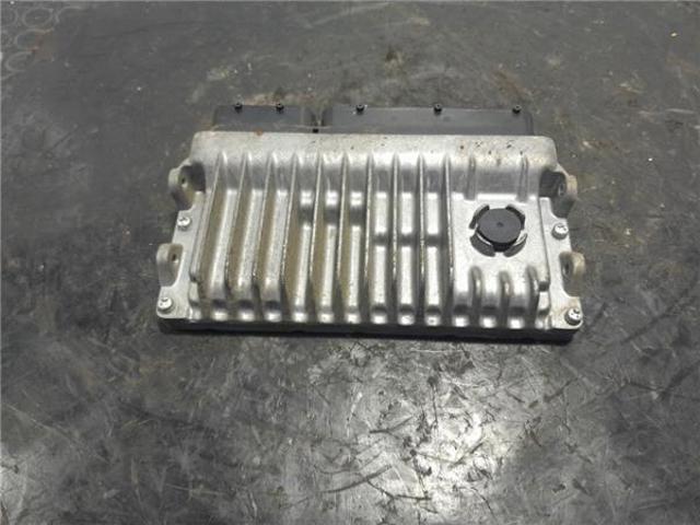 896610Z750 Unidad de control del motor (ECU)  disponible Burgos