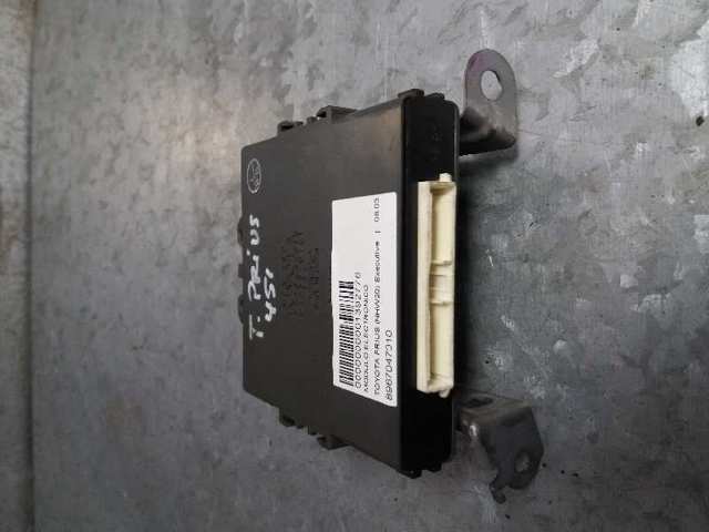 Unidad de confort Toyota Prius  (NHW20)