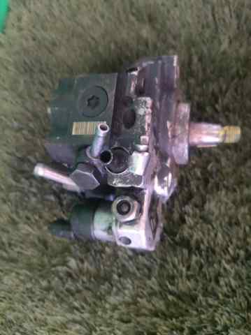 Bomba de alta presión Opel Astra F69