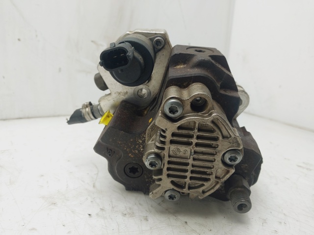 Bomba de alta presión Opel Astra F69