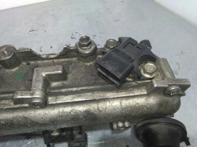 8973858235 OPEL Colector de admisión comprar Madrid