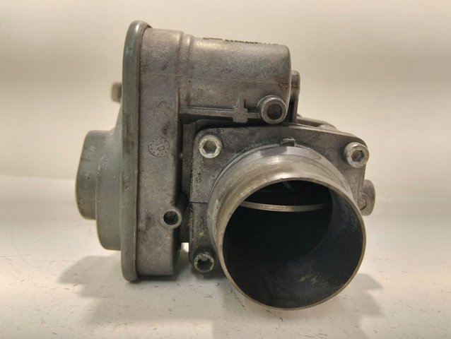 OPEL 8973858235 Colector de admisión  en stock Valencia