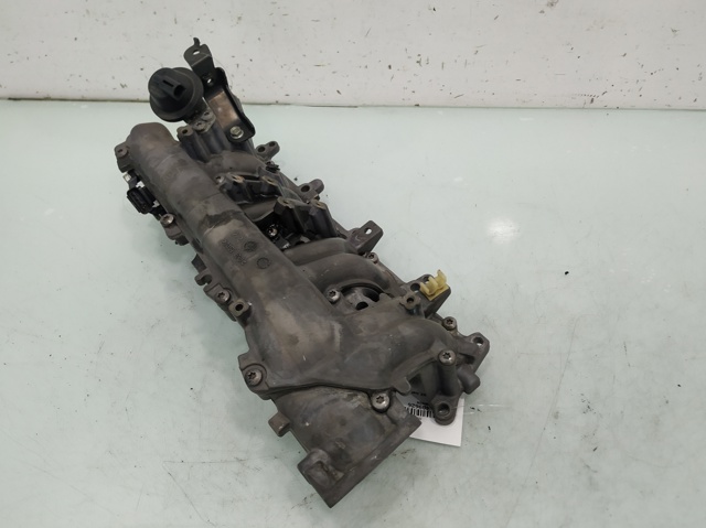 OPEL 8973858235 Colector de admisión  comprar en Albacete