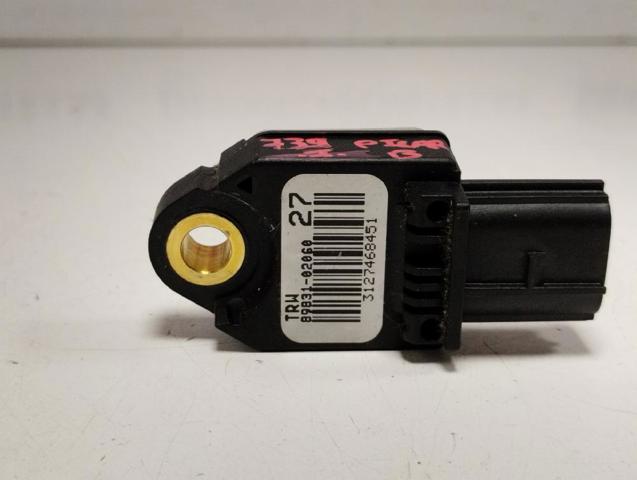 8983102060 TOYOTA Sensor de airbag delantero  en stock Huelva