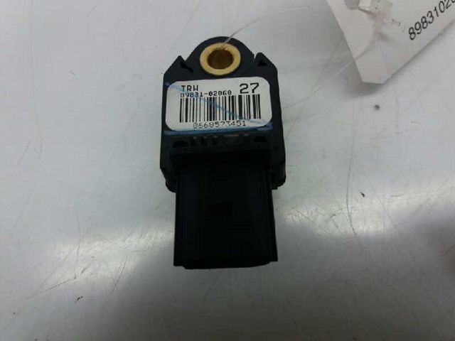 Sensor AIRBAG lateral derecho 8983102060 Toyota