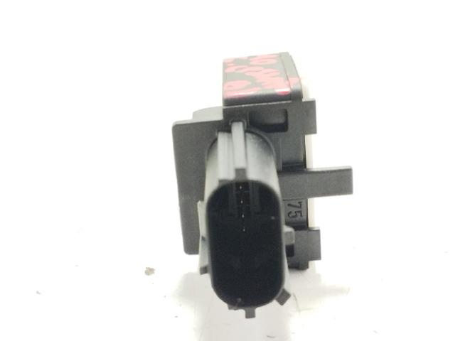 8983102060 Sensor de airbag delantero  disponible Burgos