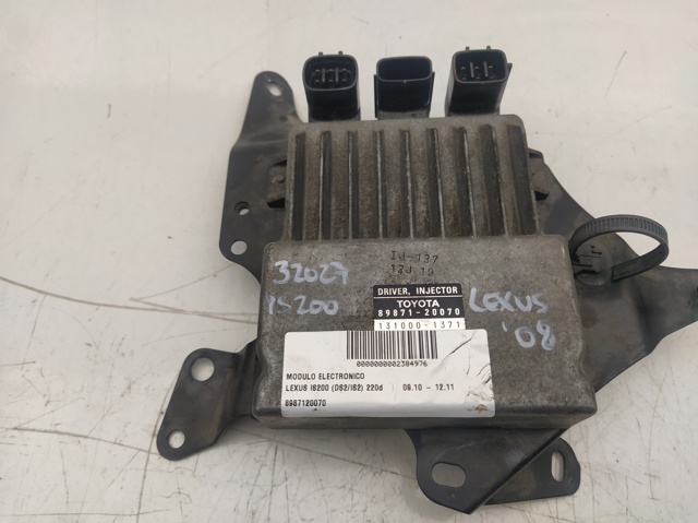Modulo electronico para lexus is200 (ds2/is2) 220d 2adfhv 8987120070