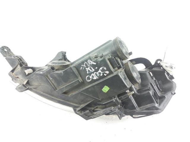 89902604 Faro derecho comprar Almería