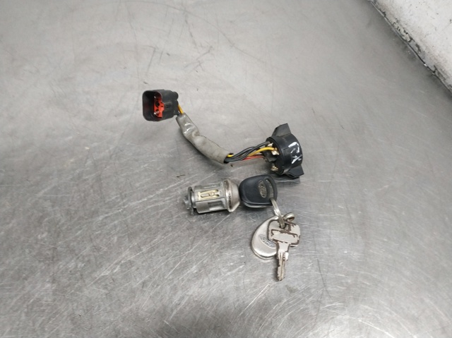 Interruptor de encendido / arranque Ford Fiesta GFJ
