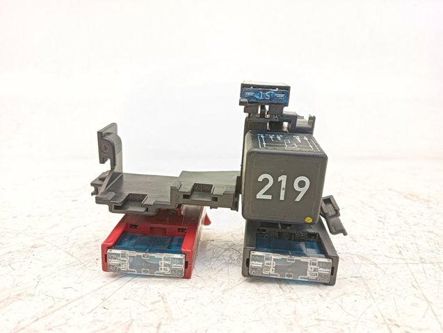 Caja reles Audi A6 familiar comprar en España