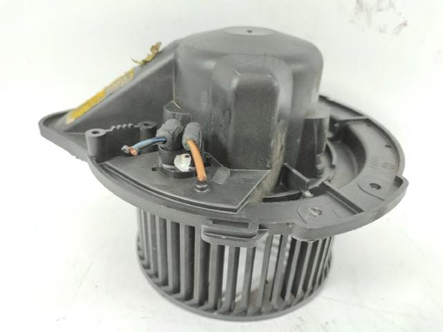 8A1820021 VAG Motor del ventilador del calefactor  disponible Ourense