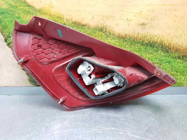 FORD 8A6113404A Piloto trasero derecho comprar Pamplona