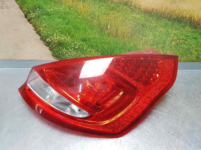 8A6113404A FORD Piloto trasero derecho comprar Madrid