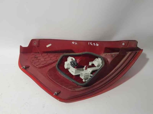 FORD 8A6113404A Piloto trasero derecho  comprar en Albacete