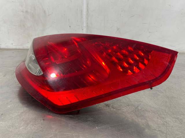 8A6113404A FORD Piloto trasero derecho  comprar en Oviedo