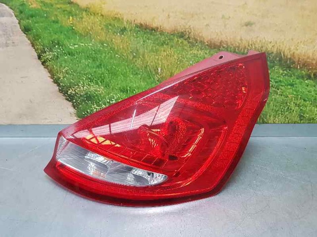 8A6113404A Piloto trasero derecho comprar Almería
