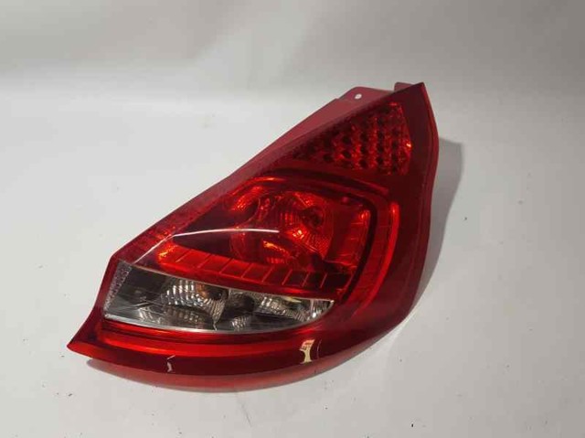 8A6113404AE Piloto trasero derecho  disponible Burgos