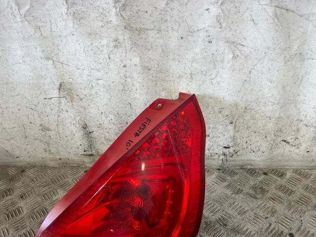 FORD 8A6113404AE Piloto trasero derecho comprar Pamplona