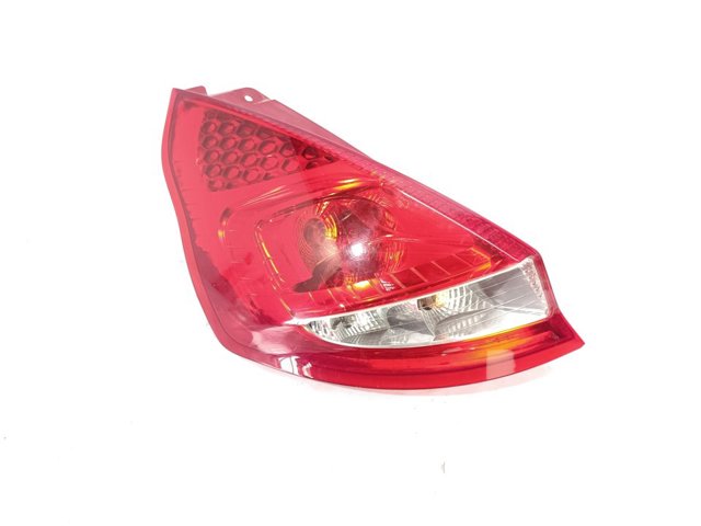 FORD 8A6113405A Piloto trasero izquierdo  disponible Lugo