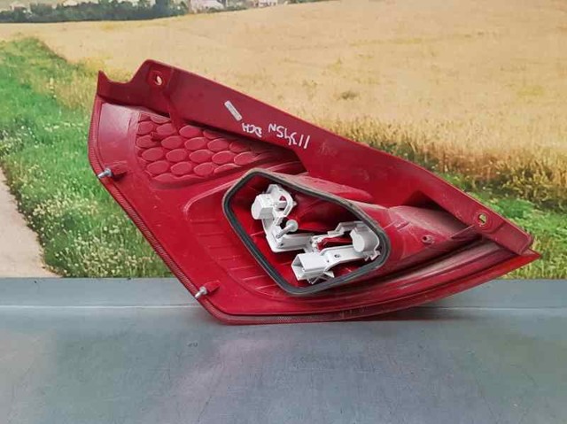 FORD 8A6113A602AB Piloto trasero derecho comprar Pamplona