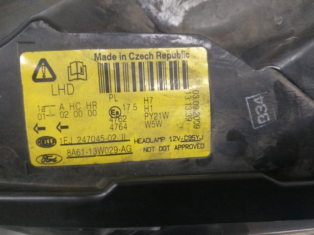 Luz derecha Ford Fiesta VI (2008-2016)