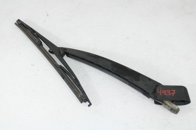 Brazo del limpiaparabrisas, luna trasera 8A6117406AA FORD