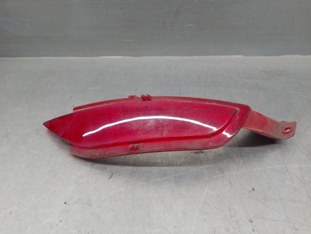 8A6117A849AB Reflector del parachoques trasero derecho  en stock Granada