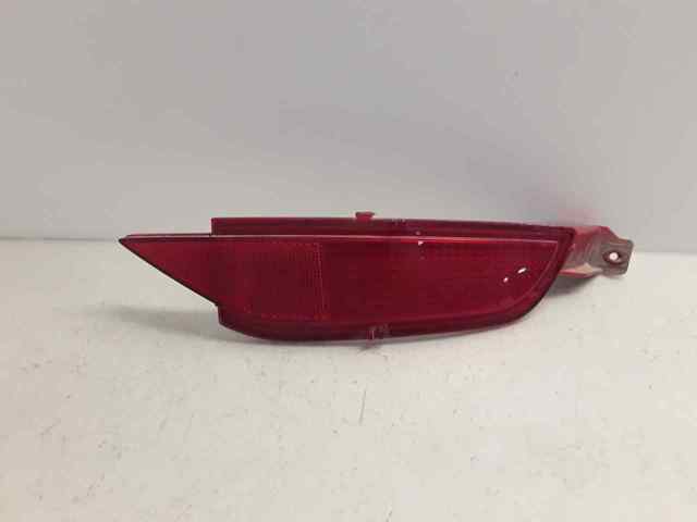 FORD 8A6117A849AB Reflector del parachoques trasero derecho  en stock Salamanca