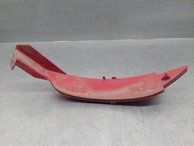 FORD 8A6117A849AB Reflector del parachoques trasero derecho  en stock Salamanca