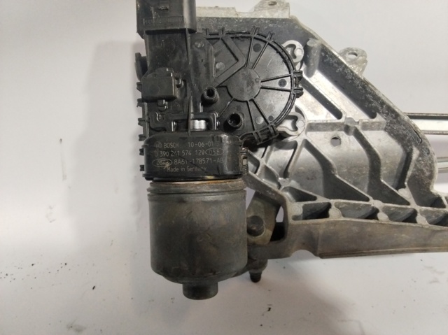 8A6117B571AB Ford