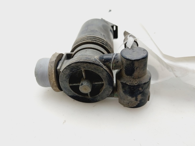 FORD 8A6117K624AA Bomba de agua limpiaparabrisas, delantera comprar Barcelona
