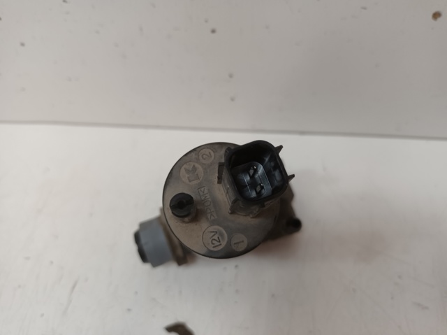 FORD 8A6117K624AA Bomba de agua limpiaparabrisas, delantera comprar Barcelona