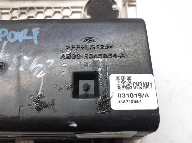 FORD 8A6A13K767AB Luz de techo interior (cabina) comprar Pamplona