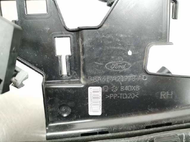FORD 8A6AA21812BD Cerradura de puerta delantera derecha  en stock Salamanca